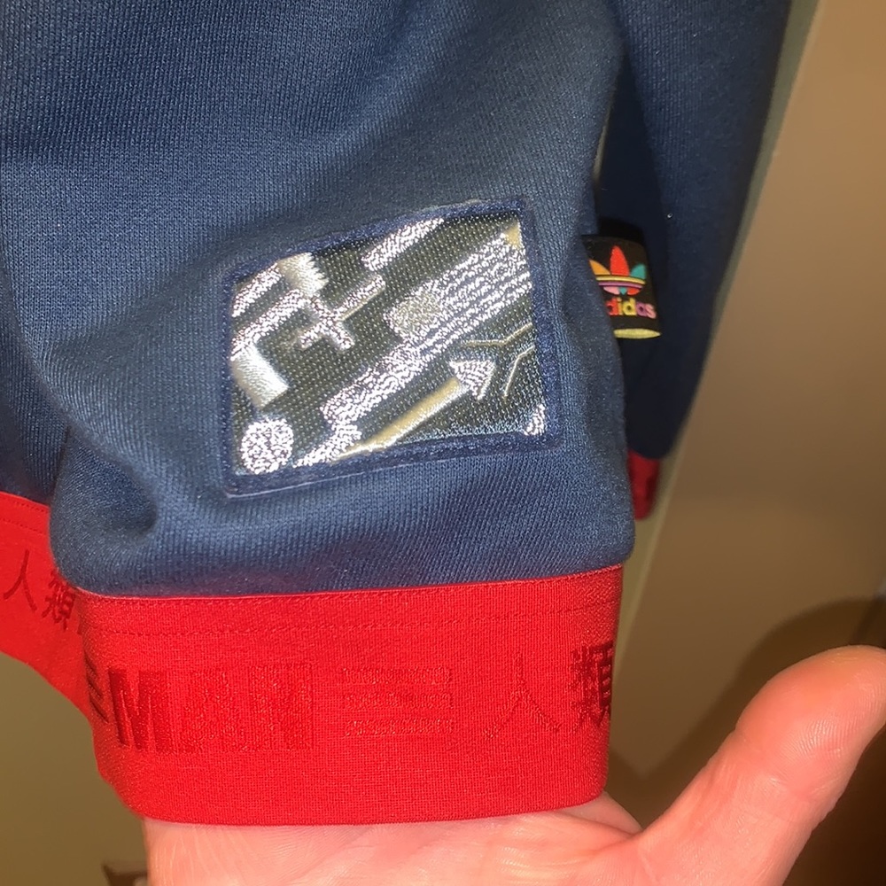 Adidas X Pharrell Williams Sweatshirt in Large EUC - Picture 4 of 8